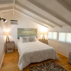 Peaceful Getaway In Studio City Los Angeles